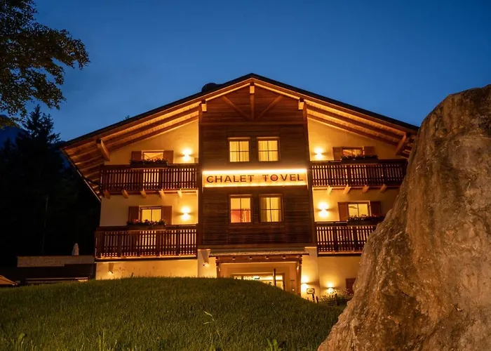 Chalet Tovel - Mountain Lake