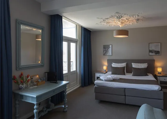 Boutique Hotel Puur Zee - Adults Only