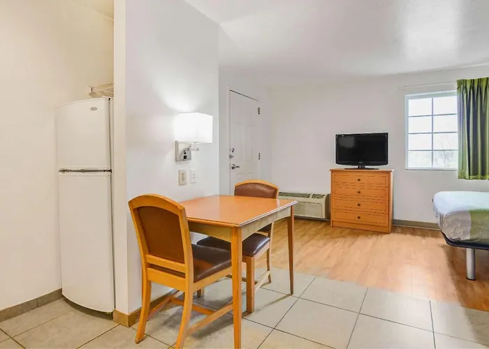 Studio 6-Opelika, Al - Auburn Al