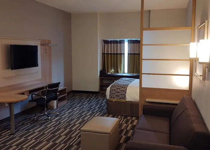 Microtel Inn & Suites By Wyndham Liberty Ne Kansas City Area