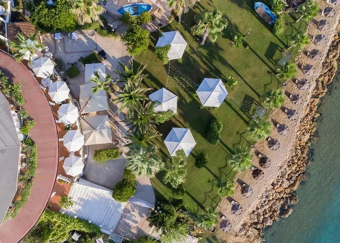 Hotel Lido degli Scogli