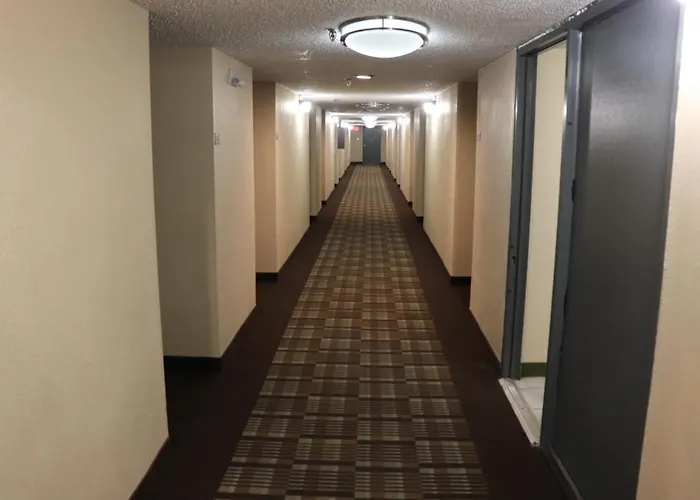 Dominion Inn And Suites