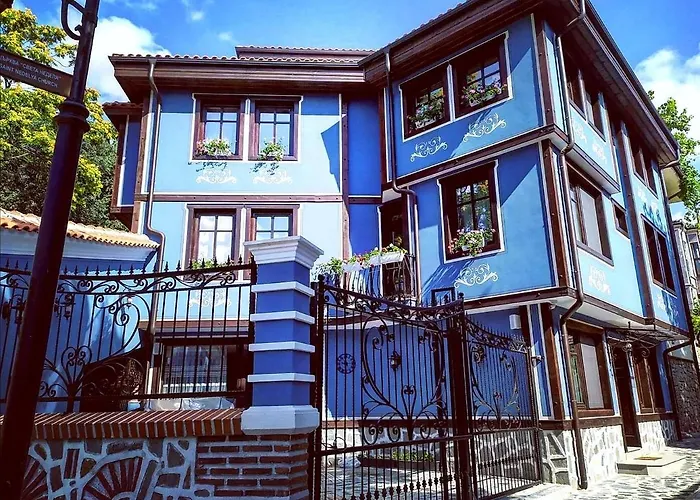 Pulpudeva Family Hotel