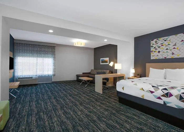 La Quinta Inn & Suites By Wyndham Manassas, Va- Dulles Airport