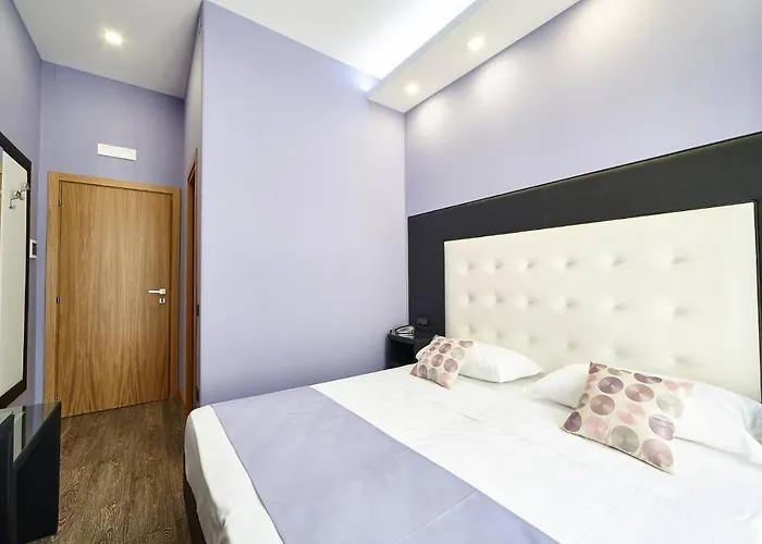 Sweet Central Hotel