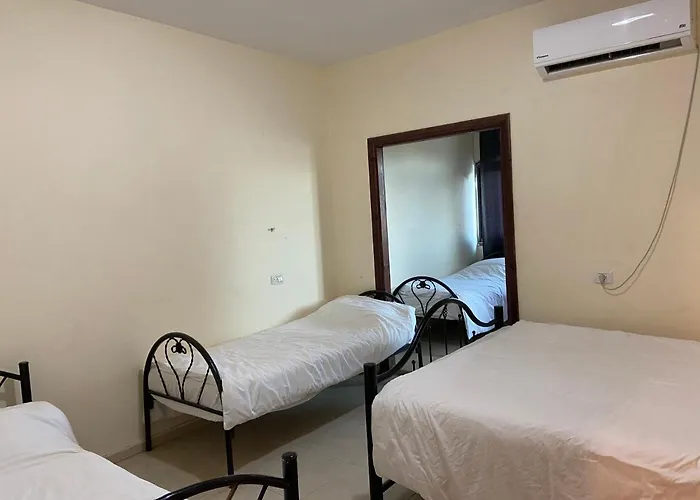 Jericho Waleed'S Hostel