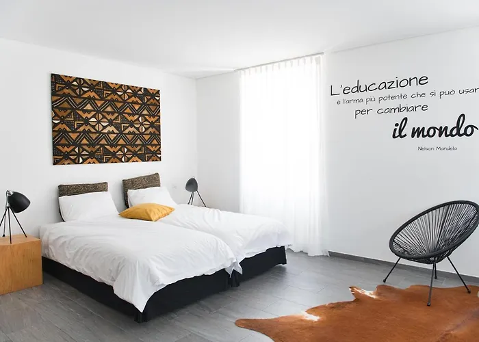 Salotto Brè - Bed&Breakfast charming rooms Lugano