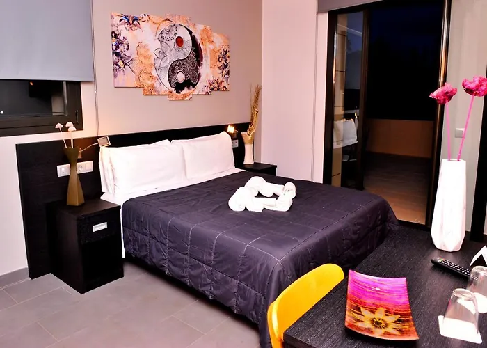 6 Bis Hotel