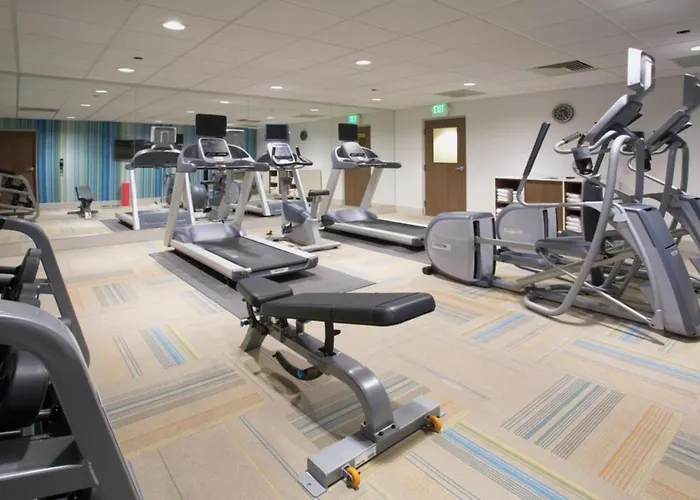Holiday Inn Express & Suites Jackson By Ihg