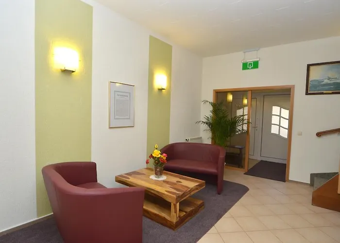 Land-Hotel Am Wald Garni