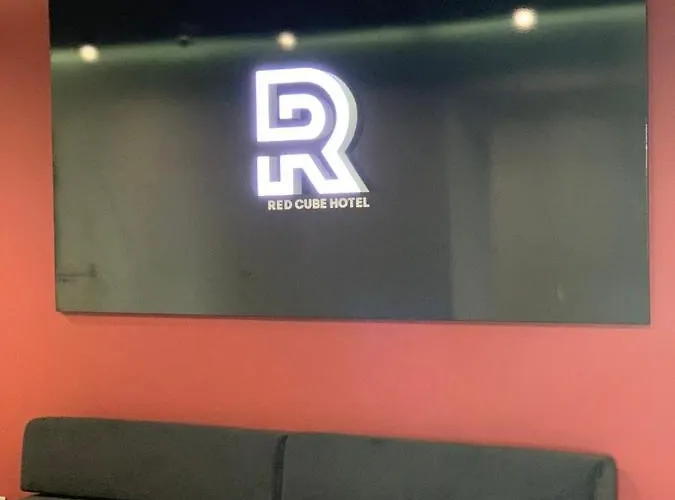 Red Cube Hotel