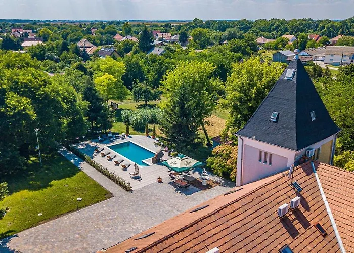 Herczeg Udvarház Poroszló