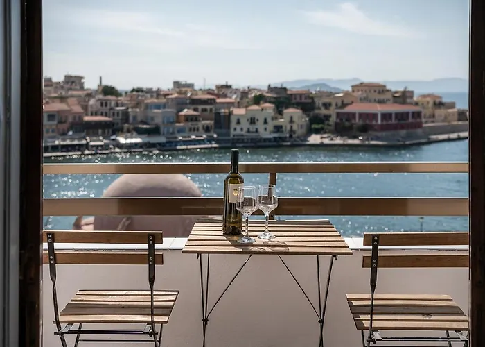 Amphitrite Hotel