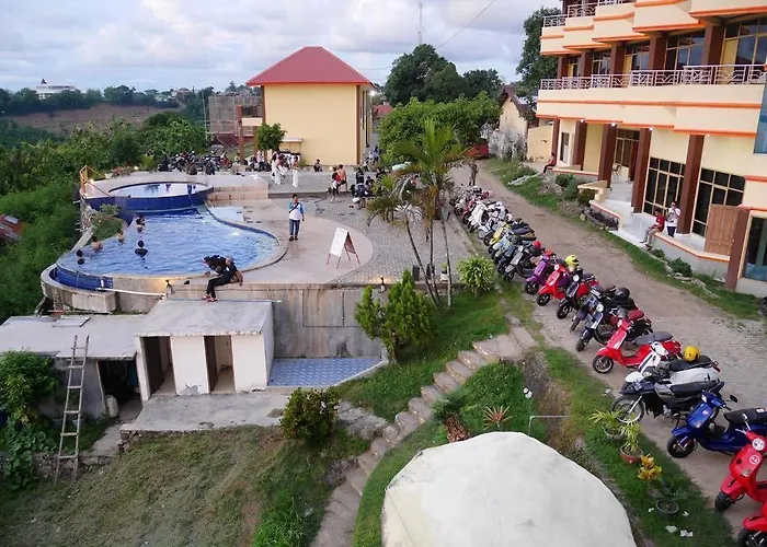 Bukit Kenari Hotel & Restaurant