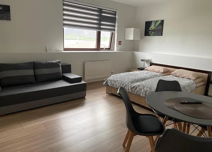Helgrindur Guesthouse