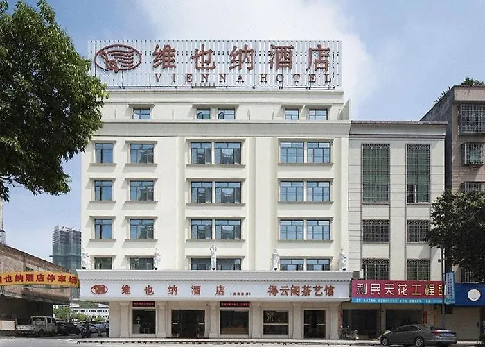 Vienna Hotel Qingyuan Yingde Guangming Road