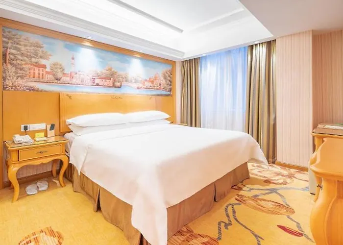 Vienna Hotel Guangdong Zhongshan Tanzhou