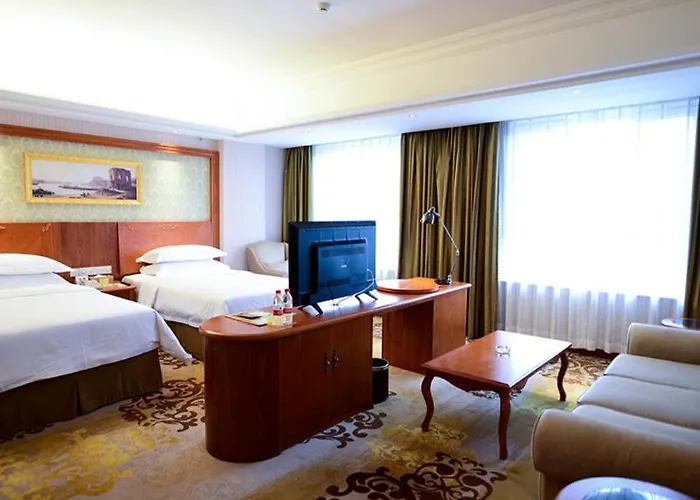 Vienna Hotel Xinjiang Yining Shanghai City
