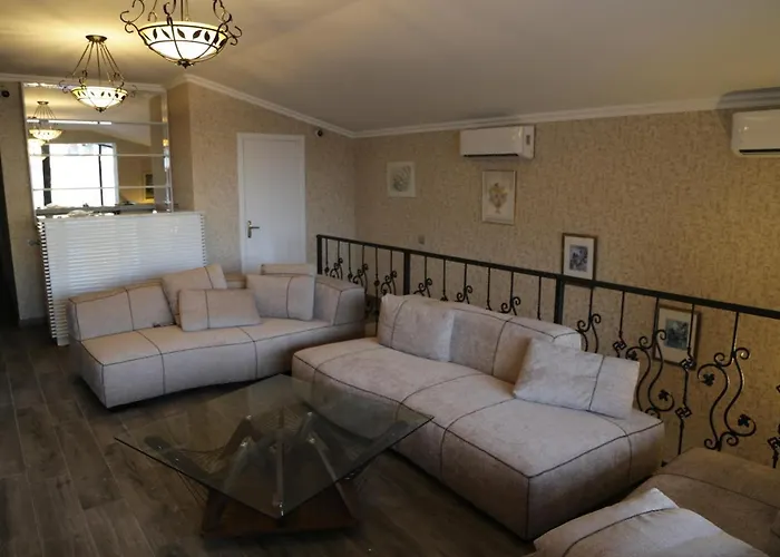 Hotel 12 Tve