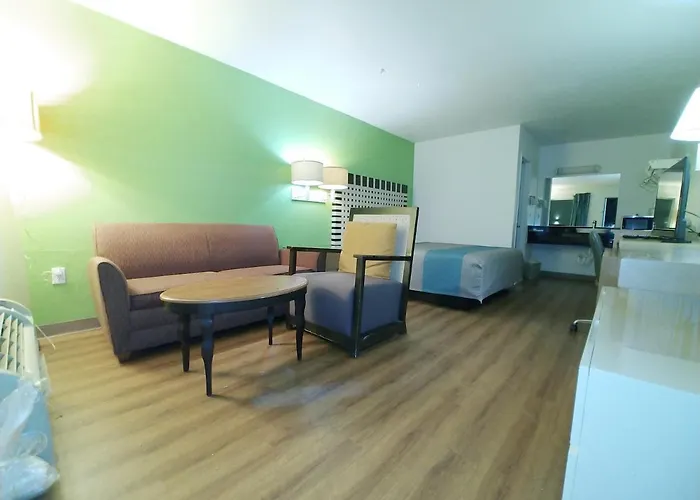 Motel 6-Sikeston, Mo