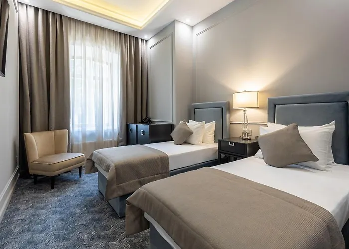 Dvoryansky Hotel