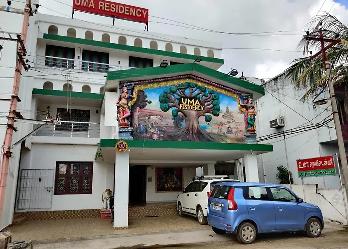 Temple Stay - Uma Residency And Guest House