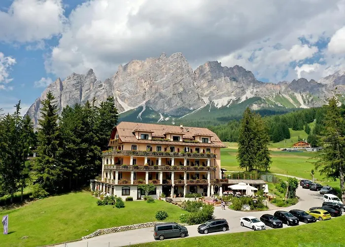 Boutique Hotel Villa Blu Cortina D'Ampezzo