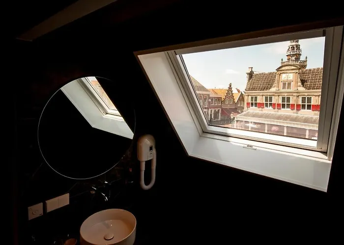 Harbour Suites Boutique Hotel