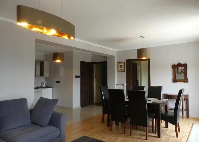 Adler Hotel & Restaurant