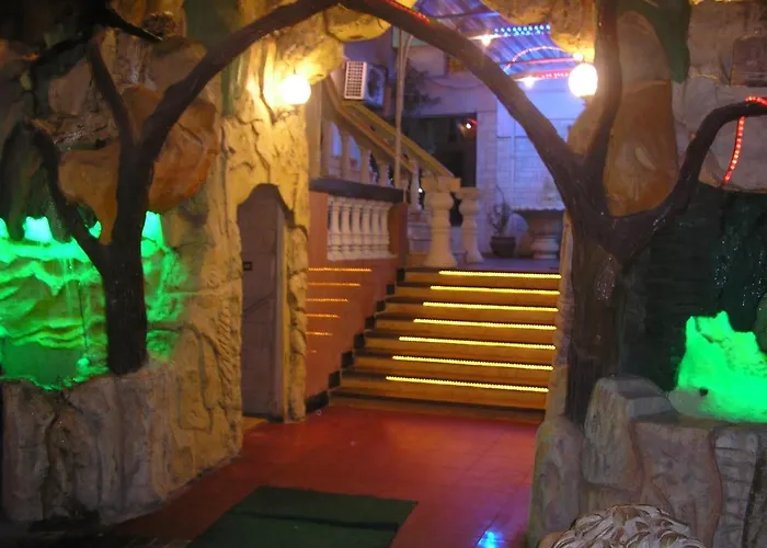 High Way Hotel