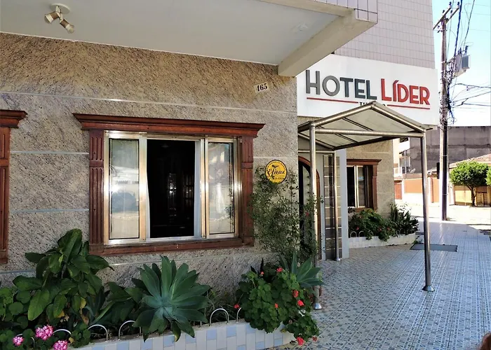 Hotel Líder