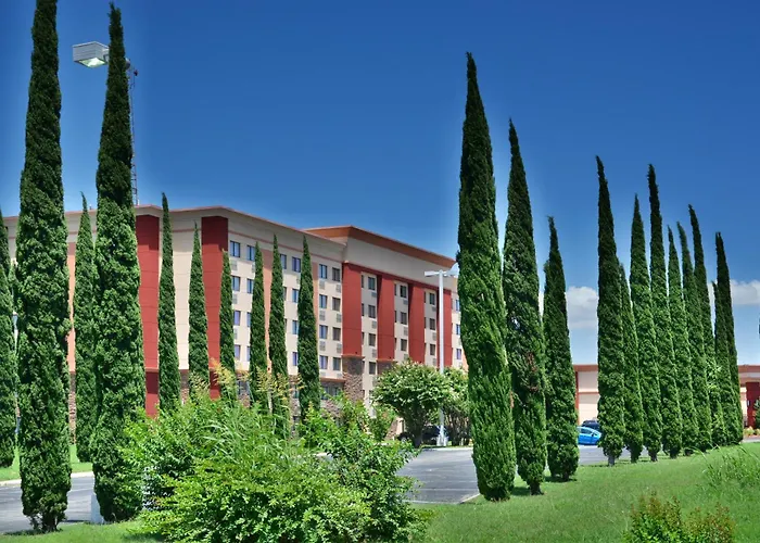 Lux Hotel & Spa