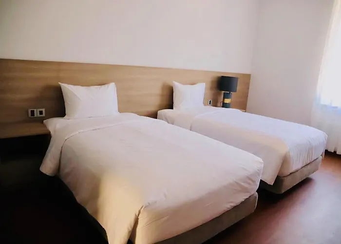 Mansion Park Hotel & Apartment
