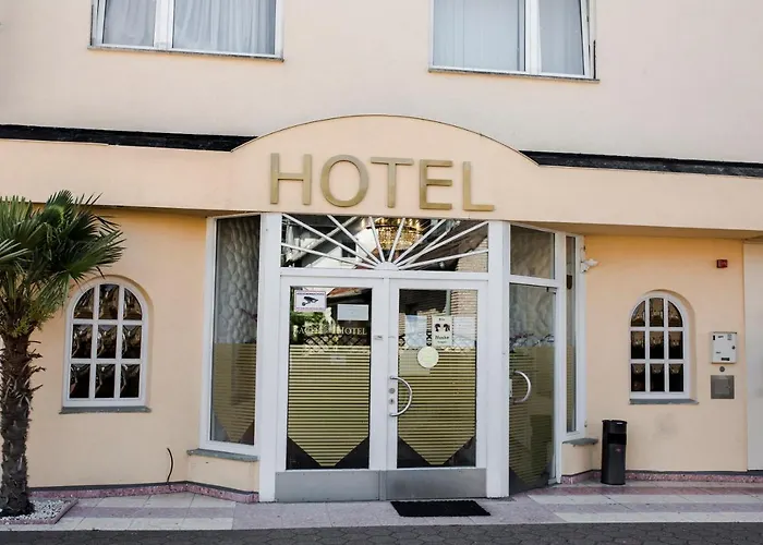 Bach Hotel