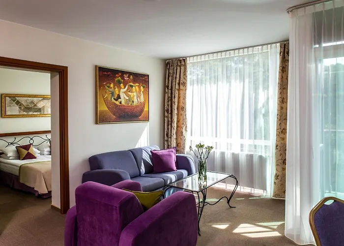 Medea Apartments By Upa