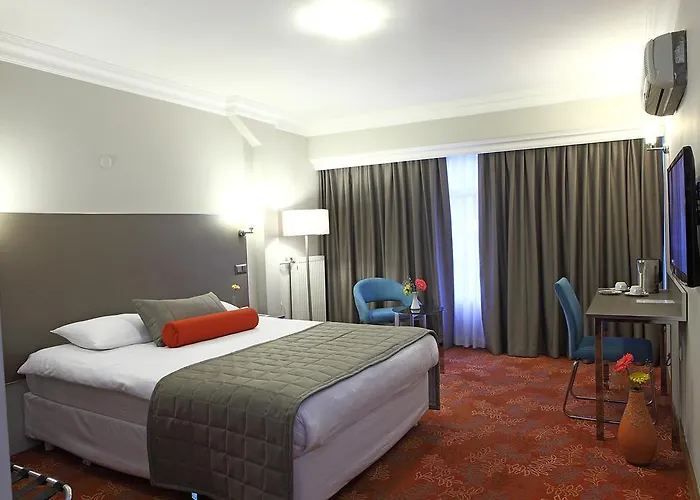 Arma Hotel