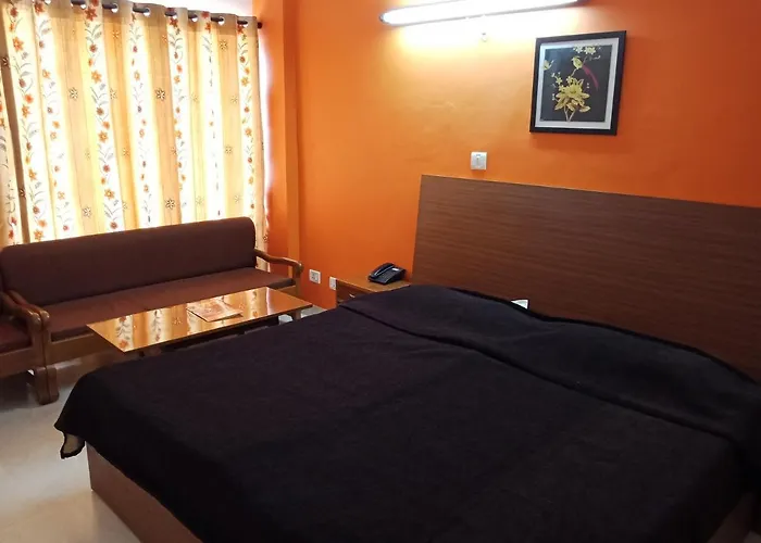 Hotel Shikhar & Restaurant