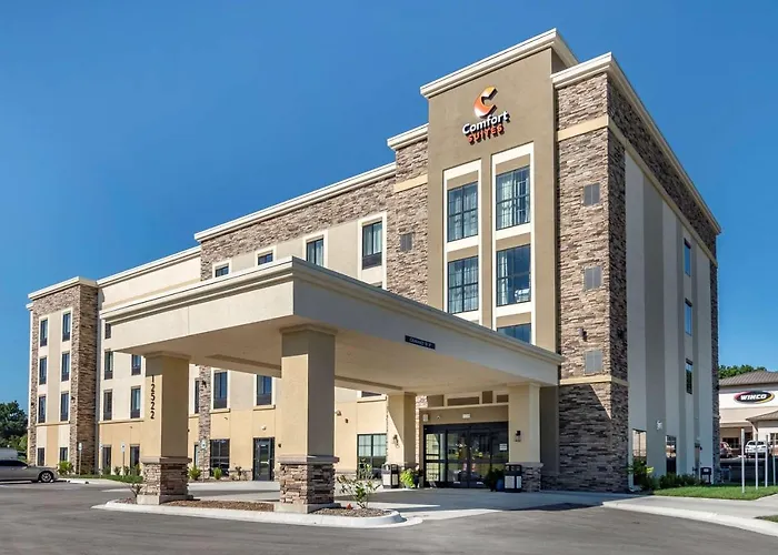 Comfort Suites Grandview - Kansas City