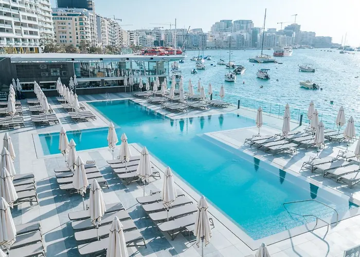 Azur Hotel By St Hotels
