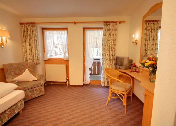 Hotel Adler Garni