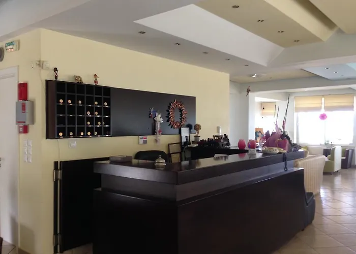 Alma Hotel
