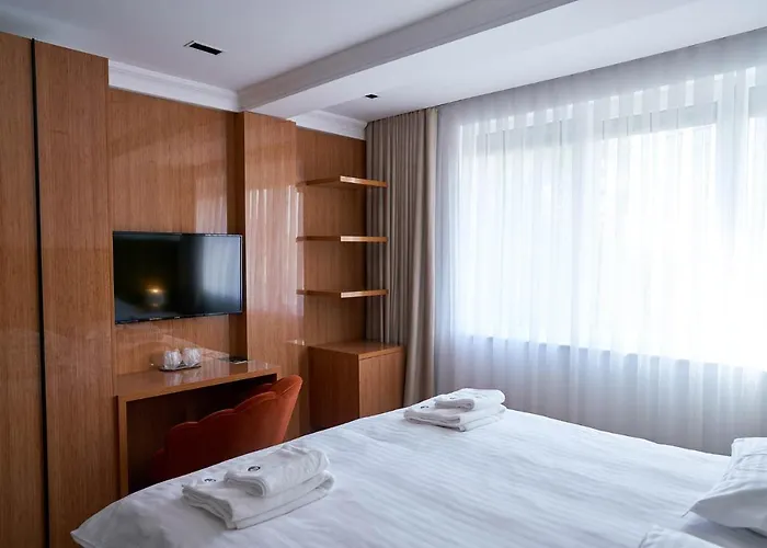 Hotel Glory