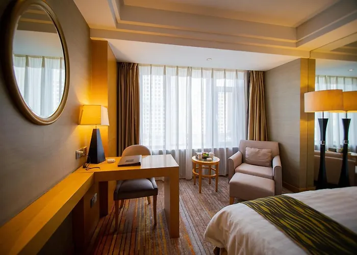 Yungang Jianguo Hotel