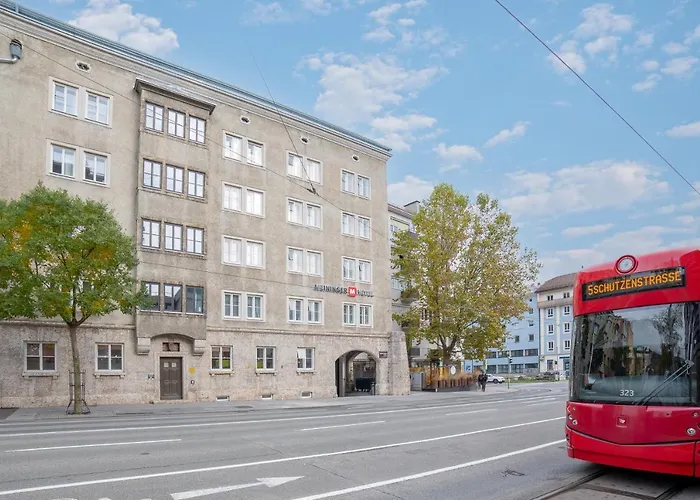 MEININGER Hotel Innsbruck Zentrum