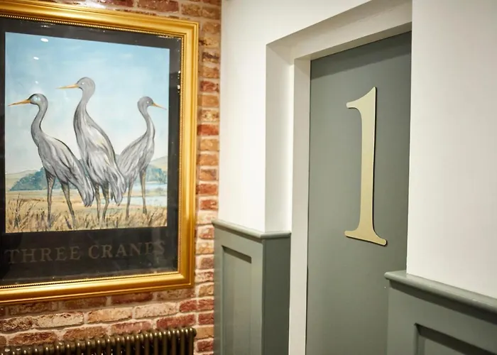 Three Cranes Serviced Apartments