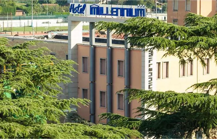 Hotel Millennium Palace