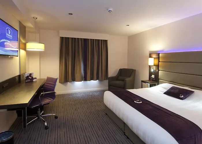 Premier Inn Aberdeen City Centre