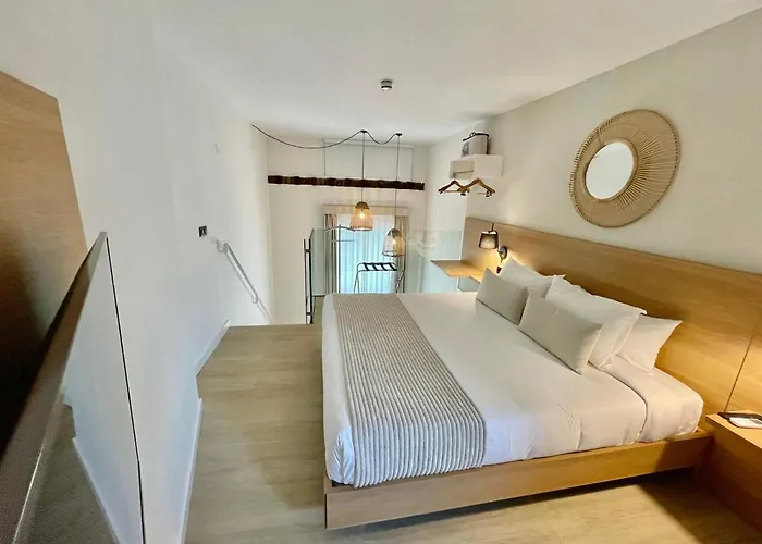 Hotel Emblemático Hi Suites