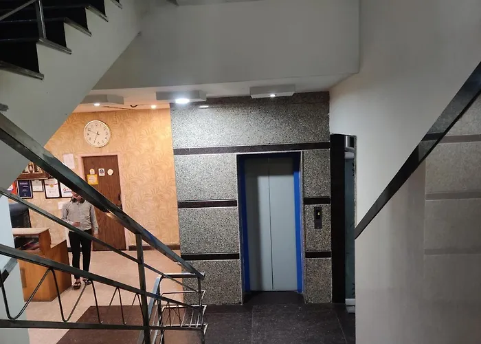 Hotel Mayura International