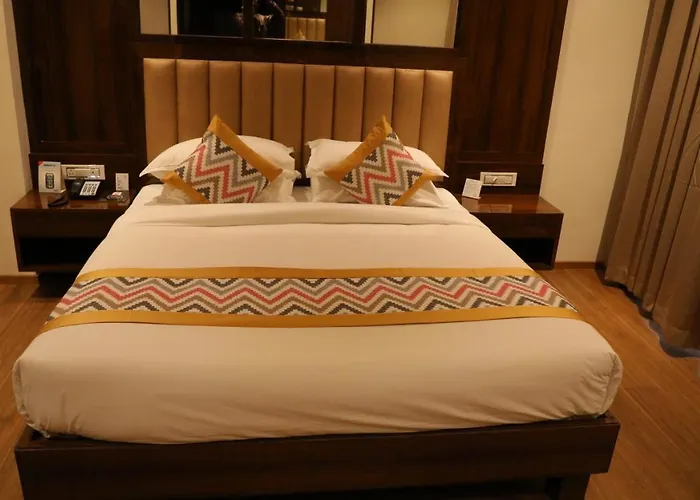 Oaktree Hotel